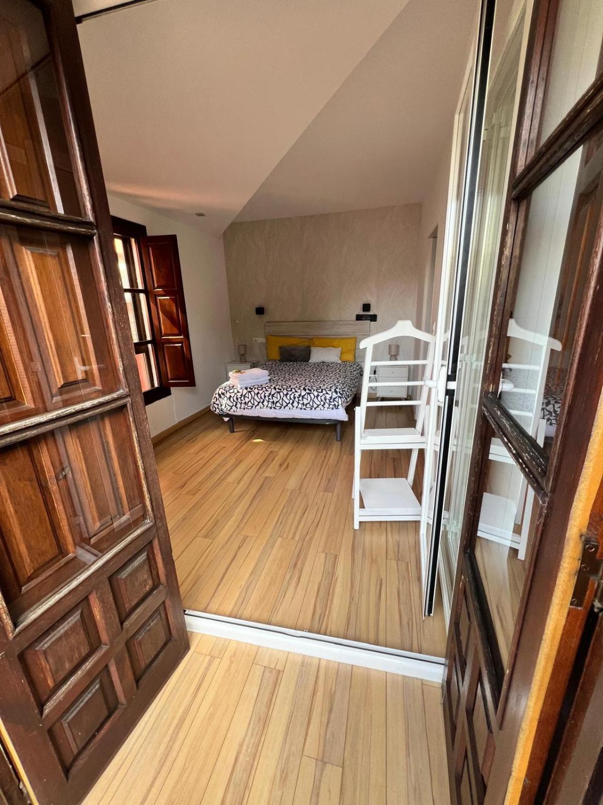 La Torre Del Reloj Lägenhet Ponferrada Rum bild